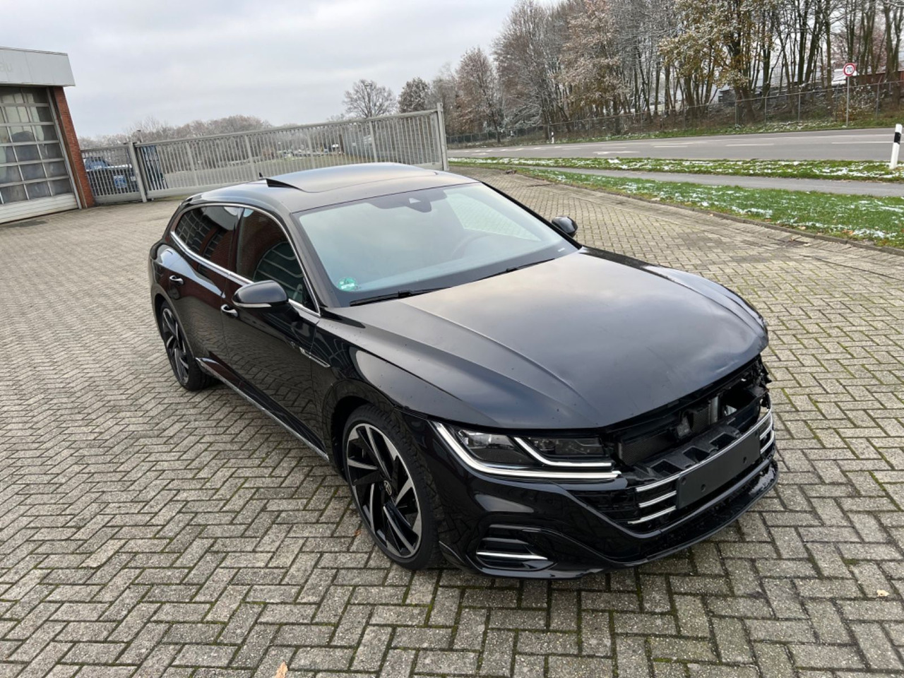Volkswagen Arteon Shooting Brake R-Line 4Motion - Auto: pilt 3 Volkswagen Arteon Shooting Brake R-Line 4Motion - Auto: pilt 3