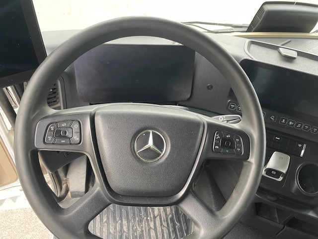 Mercedes-Benz Actros - Sadulveok: pilt 5 Mercedes-Benz Actros - Sadulveok: pilt 5