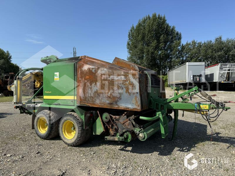 John Deere 744 - Heinapress, ümmargune: pilt 1 John Deere 744 - Heinapress, ümmargune: pilt 1