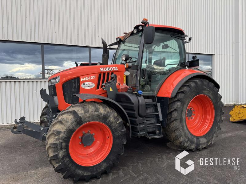 Kubota M6121 - Traktor: pilt 1 Kubota M6121 - Traktor: pilt 1