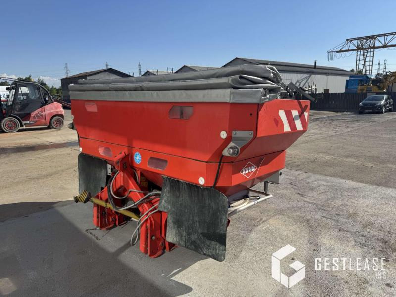 Kuhn AXIS 40.1 W - Väetiselaoturid: pilt 4 Kuhn AXIS 40.1 W - Väetiselaoturid: pilt 4