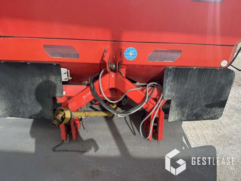 Kuhn AXIS 40.1 W - Väetiselaoturid: pilt 5 Kuhn AXIS 40.1 W - Väetiselaoturid: pilt 5