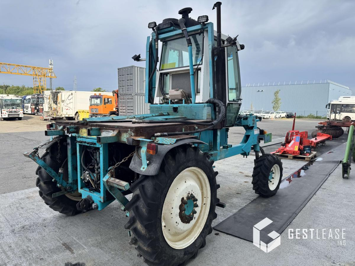 LOISEAU DOGGER 10H - Kõrgkliirenstraktor: pilt 3 LOISEAU DOGGER 10H - Kõrgkliirenstraktor: pilt 3