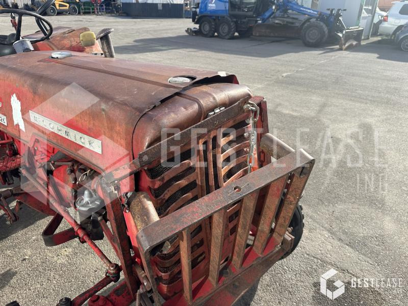 Mc Cormick D326 - Traktor: pilt 5 Mc Cormick D326 - Traktor: pilt 5