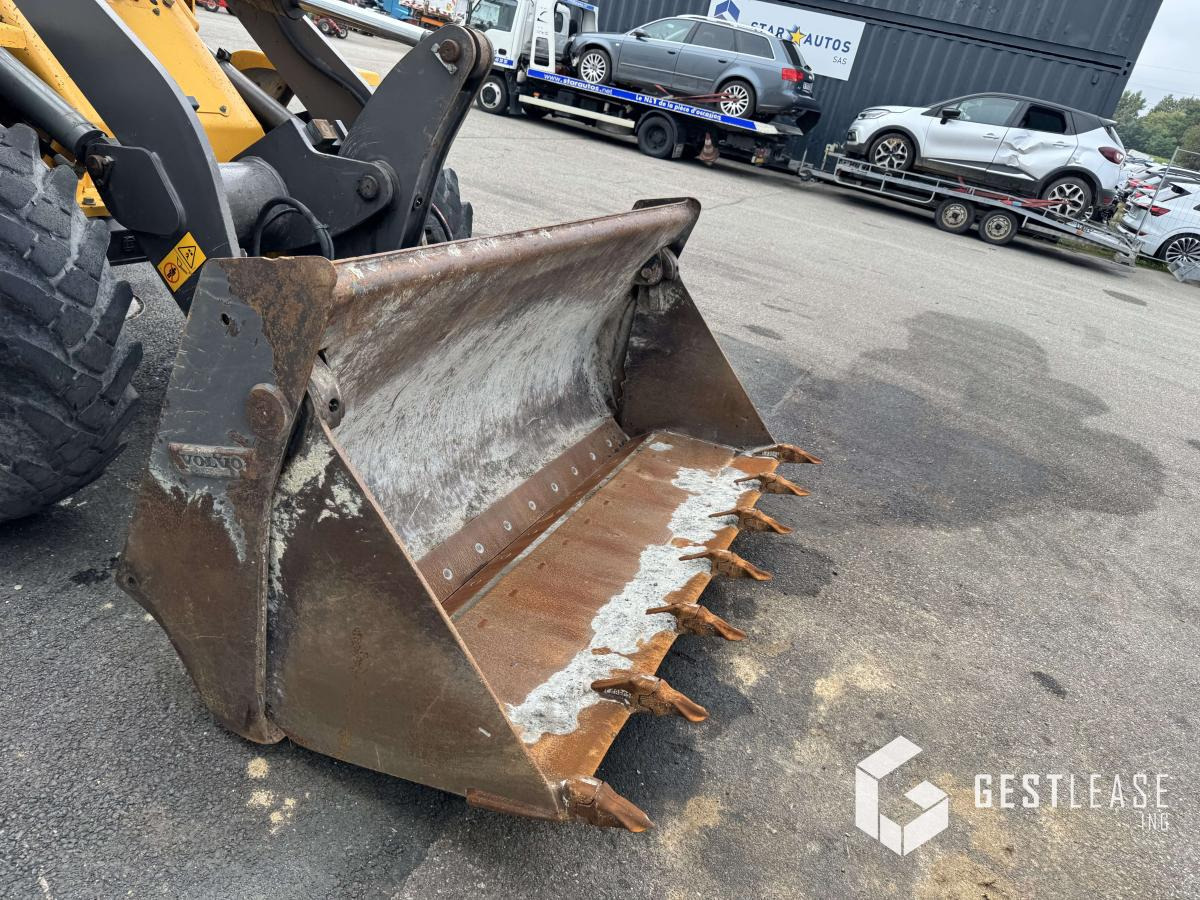 Volvo L30G - Rataslaadur: pilt 5 Volvo L30G - Rataslaadur: pilt 5