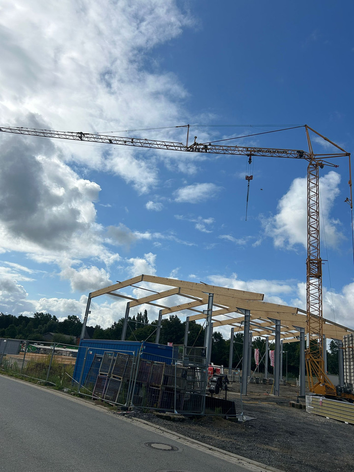 LIEBHERR 42K.1 - Tornkraana: pilt 1 LIEBHERR 42K.1 - Tornkraana: pilt 1