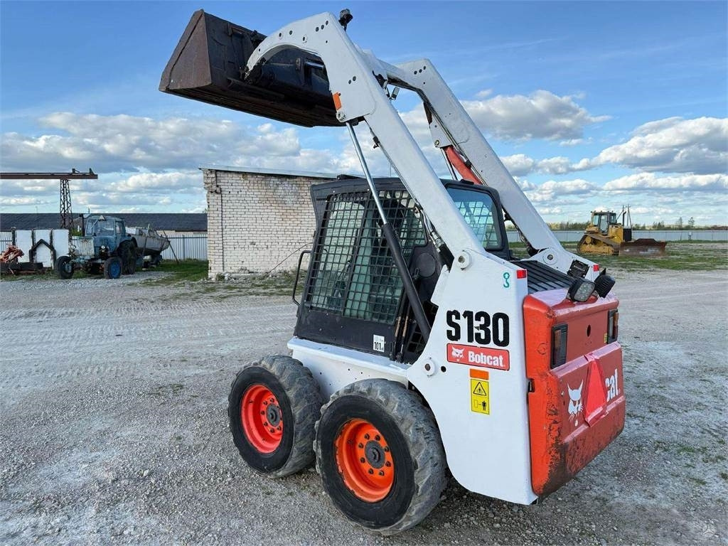 Bobcat S130 - Kompaktlaadur: pilt 5 Bobcat S130 - Kompaktlaadur: pilt 5