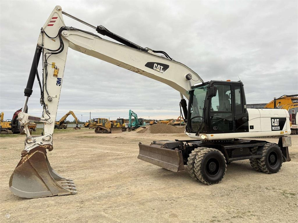 CAT M 322 D , 3D Trimble ready - Ratastel ekskavaator: pilt 2 CAT M 322 D , 3D Trimble ready - Ratastel ekskavaator: pilt 2