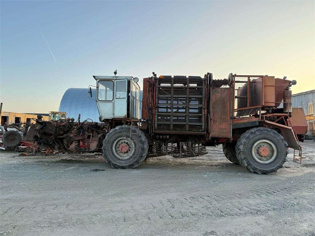 Holmer Mercedes V8 twin turbo - Kombain: pilt 4 Holmer Mercedes V8 twin turbo - Kombain: pilt 4