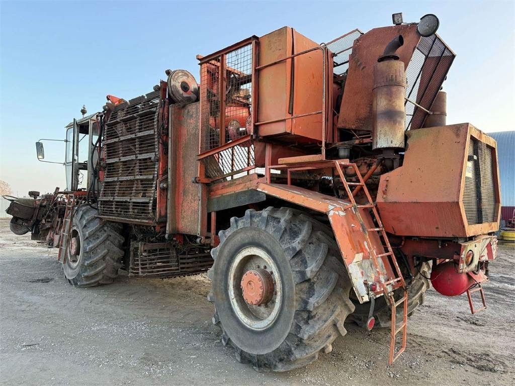 Holmer Mercedes V8 twin turbo - Kombain: pilt 5 Holmer Mercedes V8 twin turbo - Kombain: pilt 5