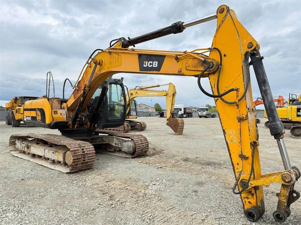 JCB JS 220 LC - Lintekskavaator: pilt 1 JCB JS 220 LC - Lintekskavaator: pilt 1