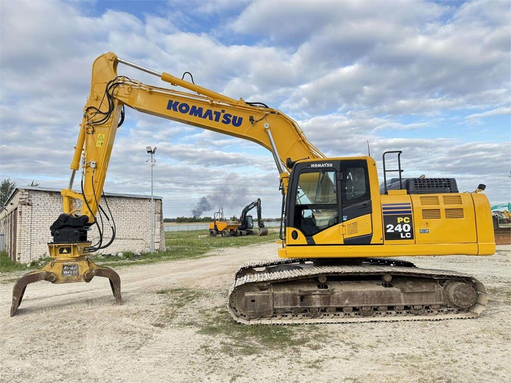 Komatsu PC 240 LC-11 - Lintekskavaator: pilt 2 Komatsu PC 240 LC-11 - Lintekskavaator: pilt 2