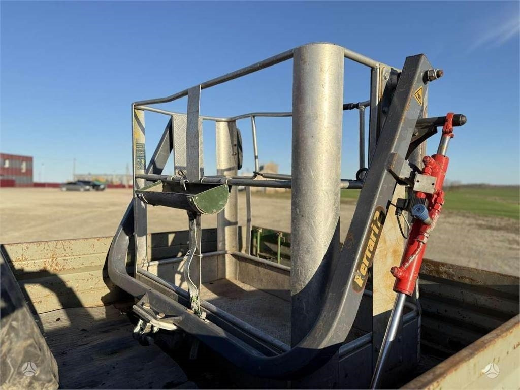 Kraanaga veoauto Mercedes-Benz Unimog Palfinger PK 12000 18 m 6.8 t Radio: pilt 20
