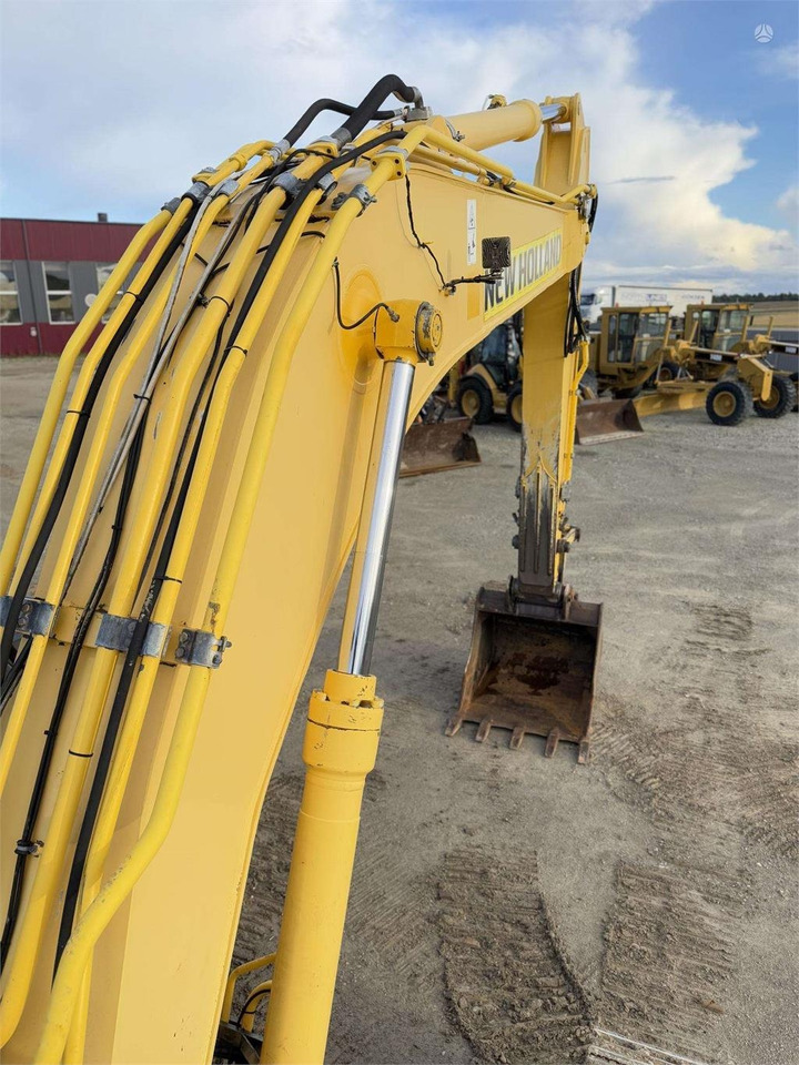 New Holland E265B  liising New Holland E265B: pilt 17