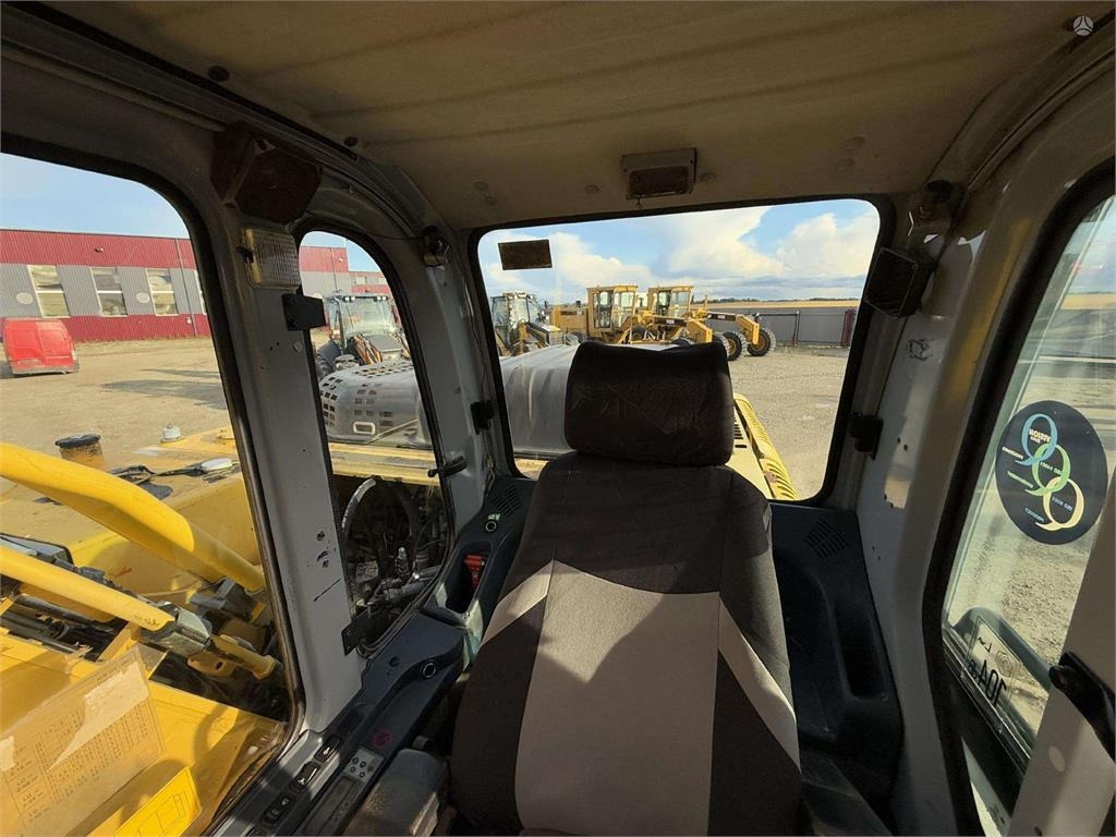 New Holland E265B  liising New Holland E265B: pilt 10