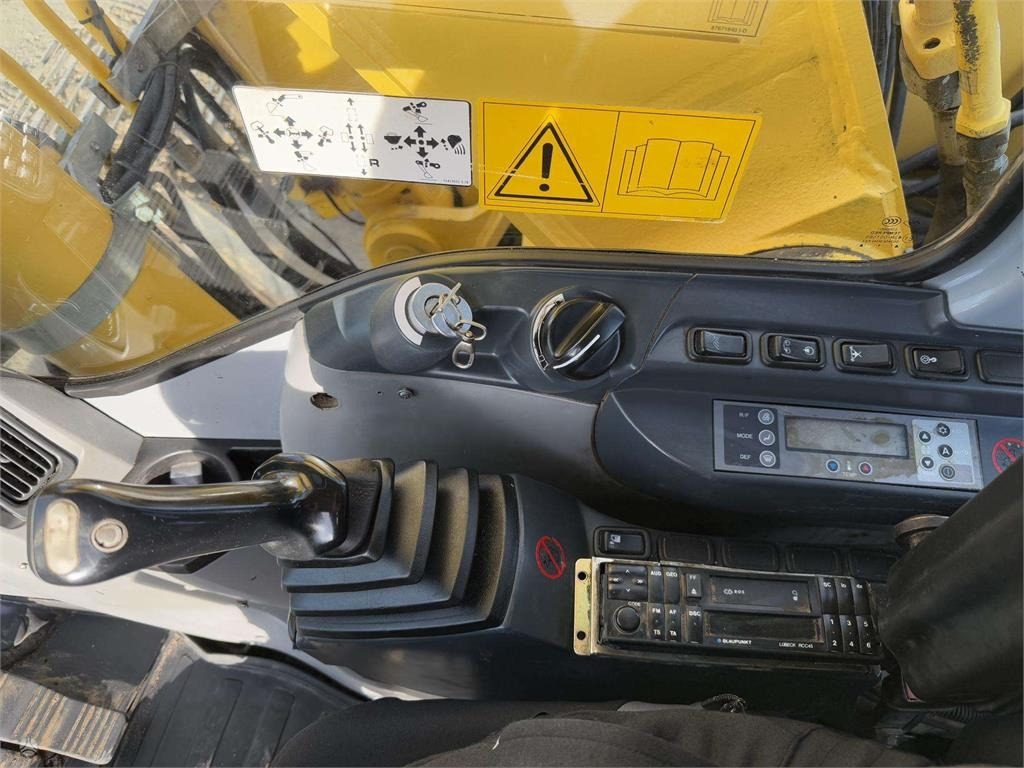 New Holland E265B  liising New Holland E265B: pilt 11