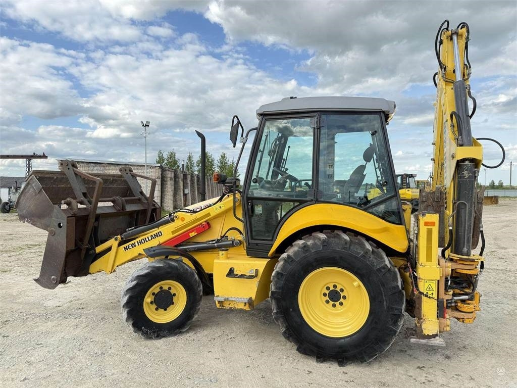 New Holland LB 110 B-4PT - Ekskavaator-laadur: pilt 4 New Holland LB 110 B-4PT - Ekskavaator-laadur: pilt 4