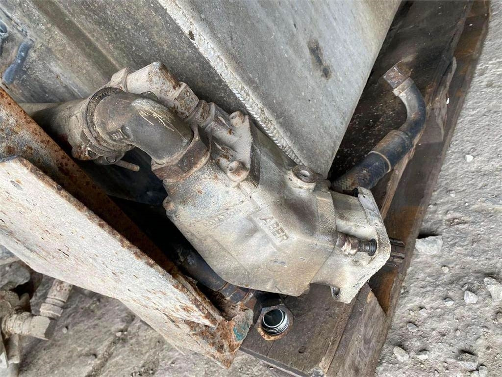 Scania R HIDRAULIKOS KOMPLEKTAS mecha - Kabiinišassiiga veoauto: pilt 4 Scania R HIDRAULIKOS KOMPLEKTAS mecha - Kabiinišassiiga veoauto: pilt 4