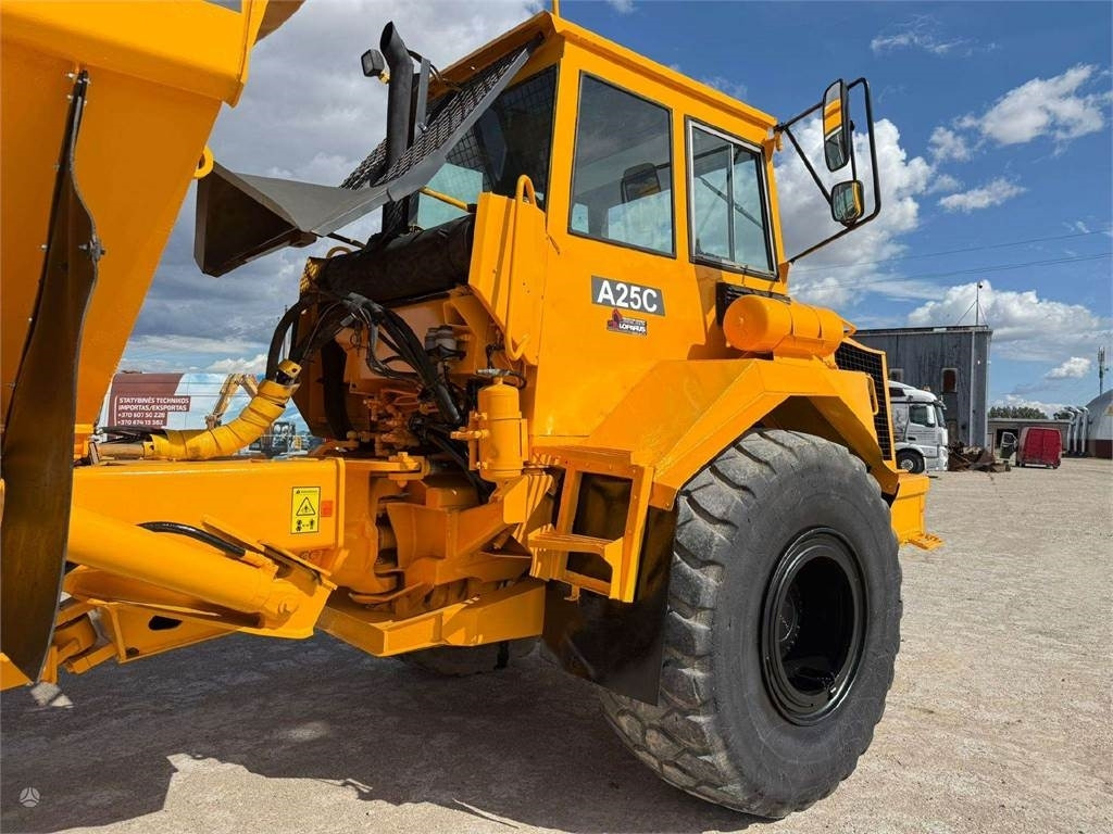 Liigendkallur Volvo A25C: pilt 16