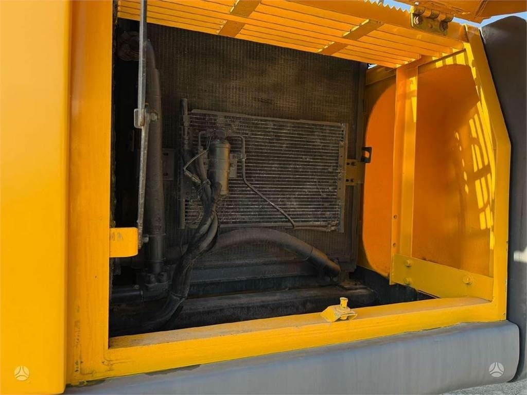 Volvo EC 240 LC  liising Volvo EC 240 LC: pilt 11