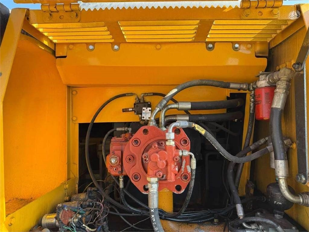 Volvo EC 240 LC  liising Volvo EC 240 LC: pilt 10