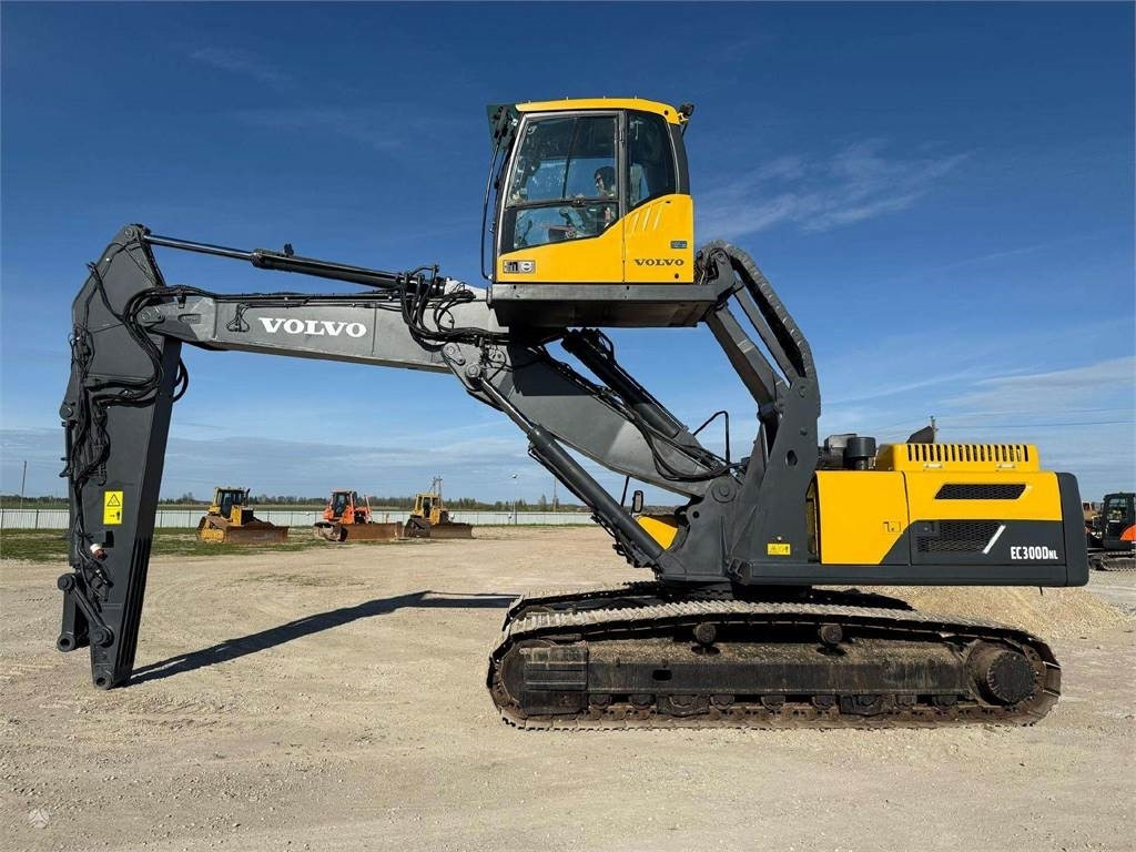 Volvo EC 300 DNL Cabin Lift - Lintekskavaator: pilt 2 Volvo EC 300 DNL Cabin Lift - Lintekskavaator: pilt 2