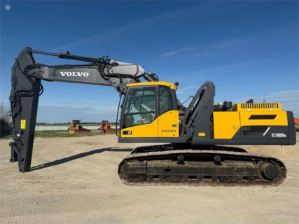 Volvo EC 300 DNL Cabin Lift - Lintekskavaator: pilt 5 Volvo EC 300 DNL Cabin Lift - Lintekskavaator: pilt 5