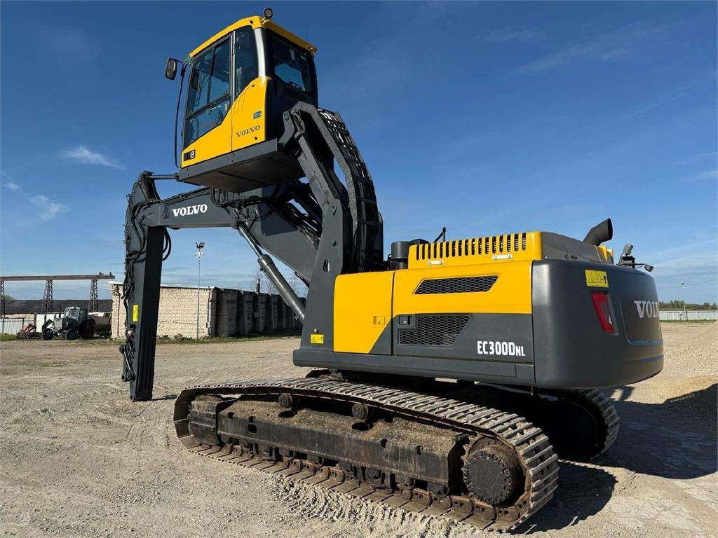 Volvo EC 300 DNL Cabin Lift - Lintekskavaator: pilt 1 Volvo EC 300 DNL Cabin Lift - Lintekskavaator: pilt 1