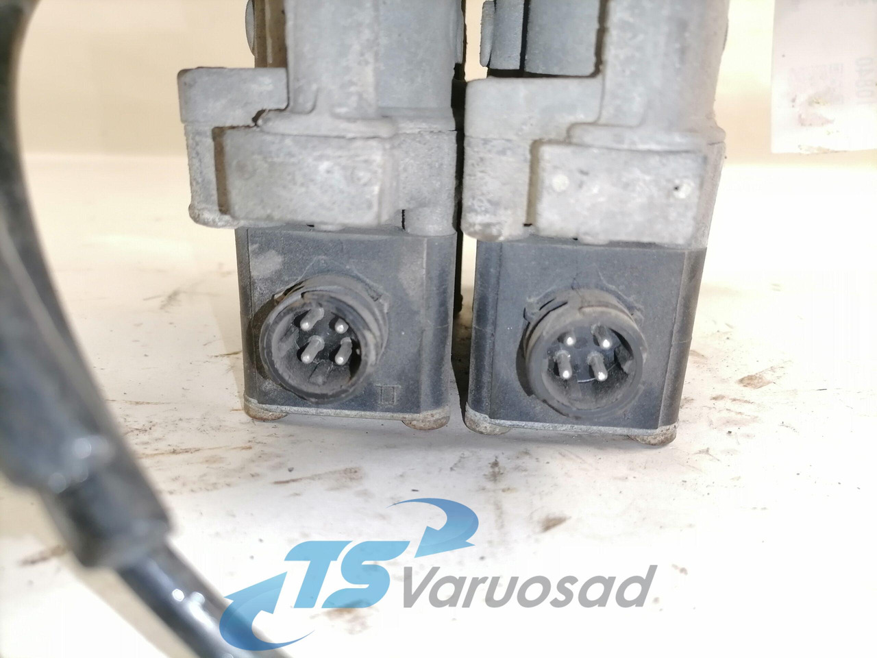 MAN Air suspension control valve, ECAS 4729051110 - Piduriklapp - Veoauto: pilt 3 MAN Air suspension control valve, ECAS 4729051110 - Piduriklapp - Veoauto: pilt 3