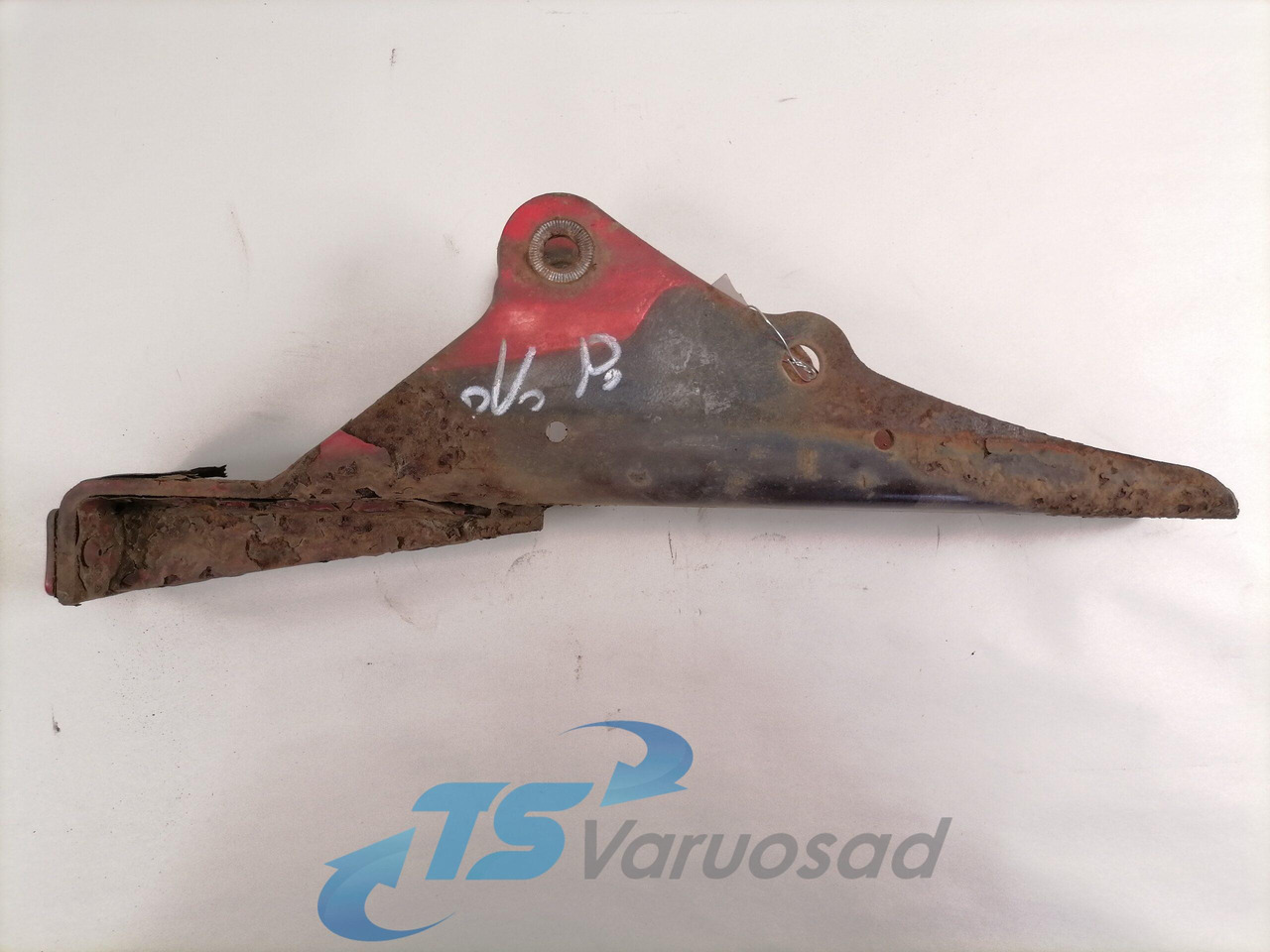 MAN Cab suspension carrier 81417010089 - Kabiini vedrustus - Veoauto: pilt 2 MAN Cab suspension carrier 81417010089 - Kabiini vedrustus - Veoauto: pilt 2