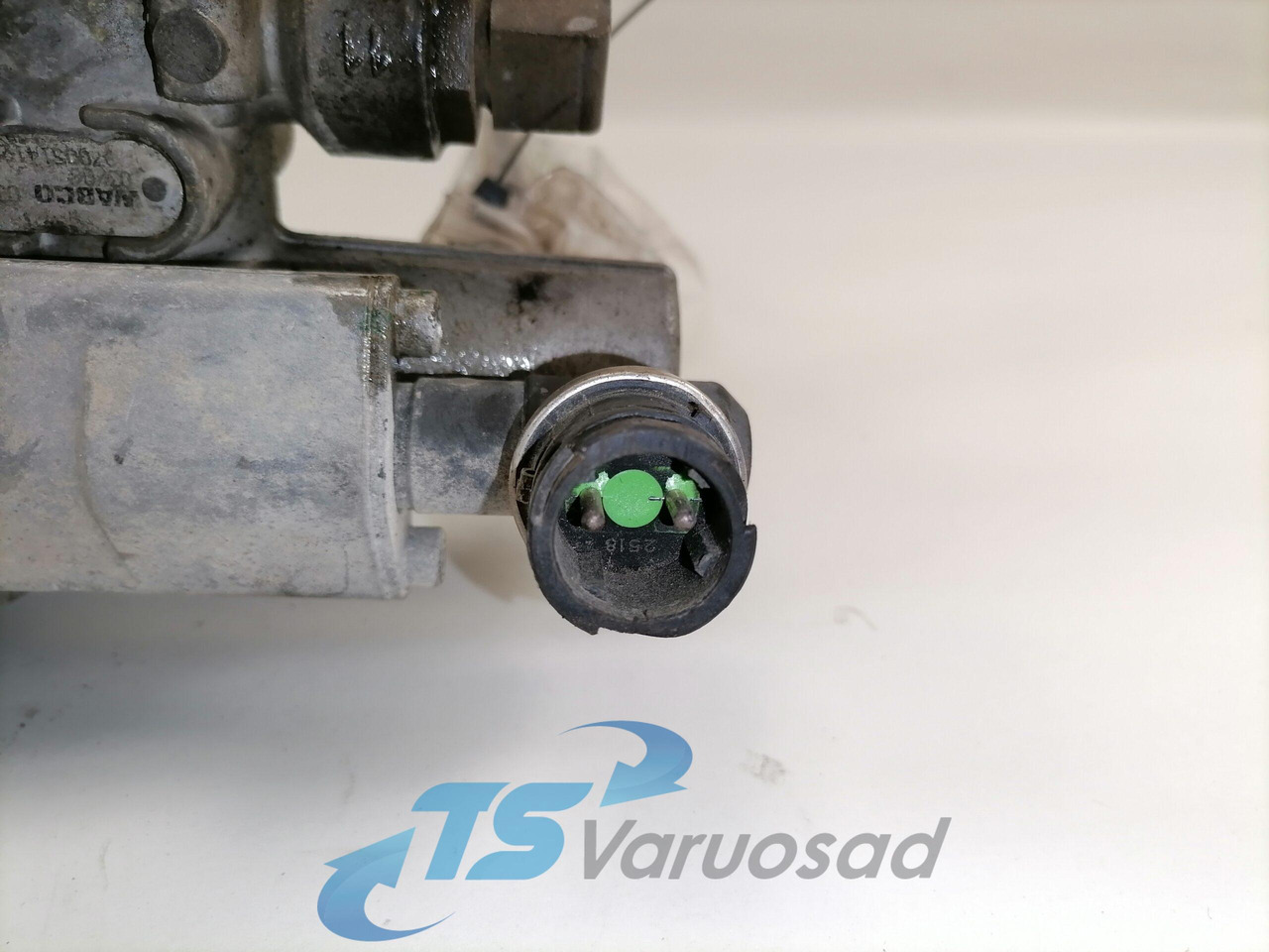 MAN Clutch control 9700514120 - Sidur ja varuosad - Veoauto: pilt 2 MAN Clutch control 9700514120 - Sidur ja varuosad - Veoauto: pilt 2