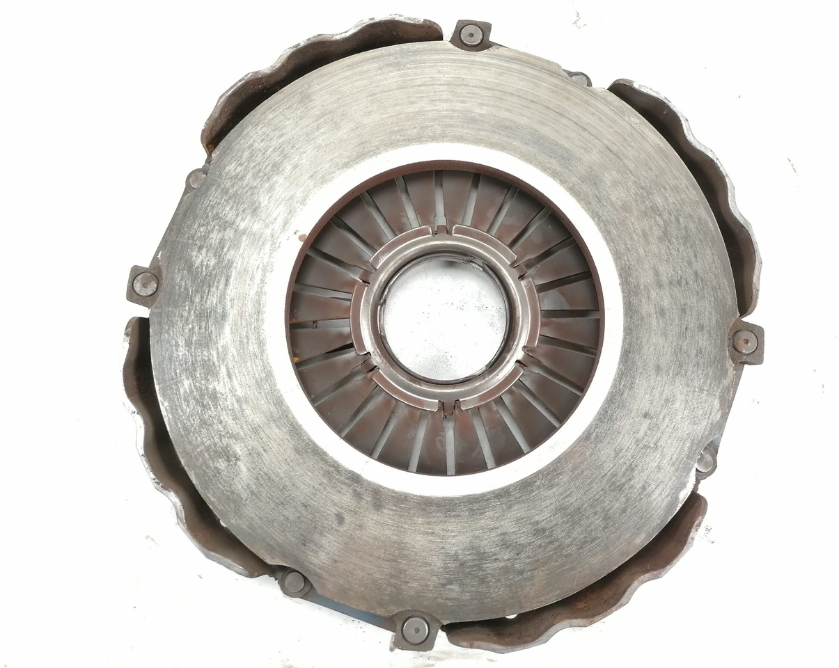 MAN Clutch cover 81303050233 - Sidur ja varuosad - Veoauto: pilt 3 MAN Clutch cover 81303050233 - Sidur ja varuosad - Veoauto: pilt 3