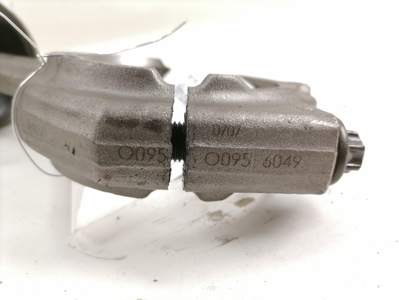 MAN Connecting rod + piston 51024006030 - Kolvid/ Rõngad/ Puksid - Veoauto: pilt 5 MAN Connecting rod + piston 51024006030 - Kolvid/ Rõngad/ Puksid - Veoauto: pilt 5