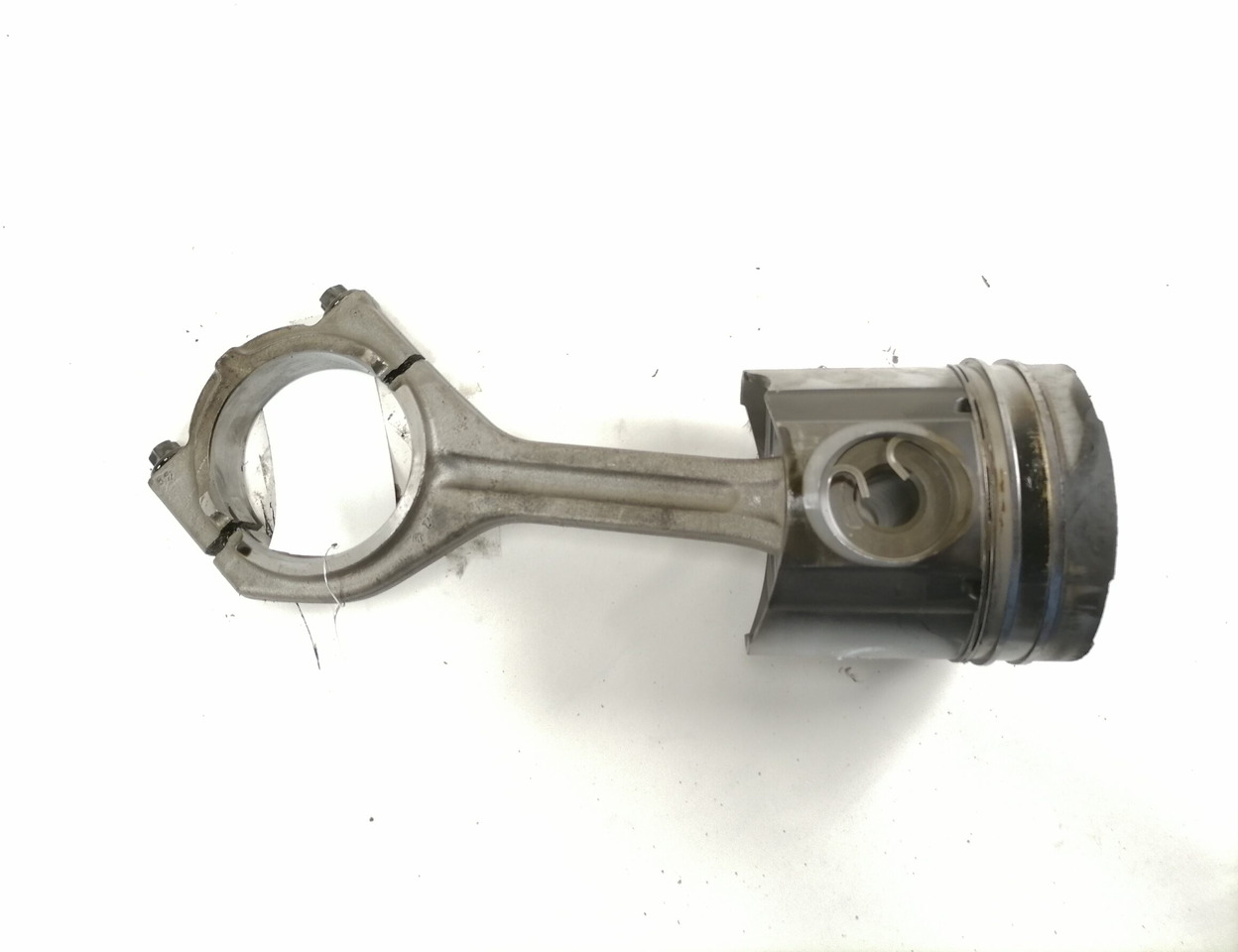 MAN Connecting rod + piston 51024006030 - Kolvid/ Rõngad/ Puksid - Veoauto: pilt 2 MAN Connecting rod + piston 51024006030 - Kolvid/ Rõngad/ Puksid - Veoauto: pilt 2
