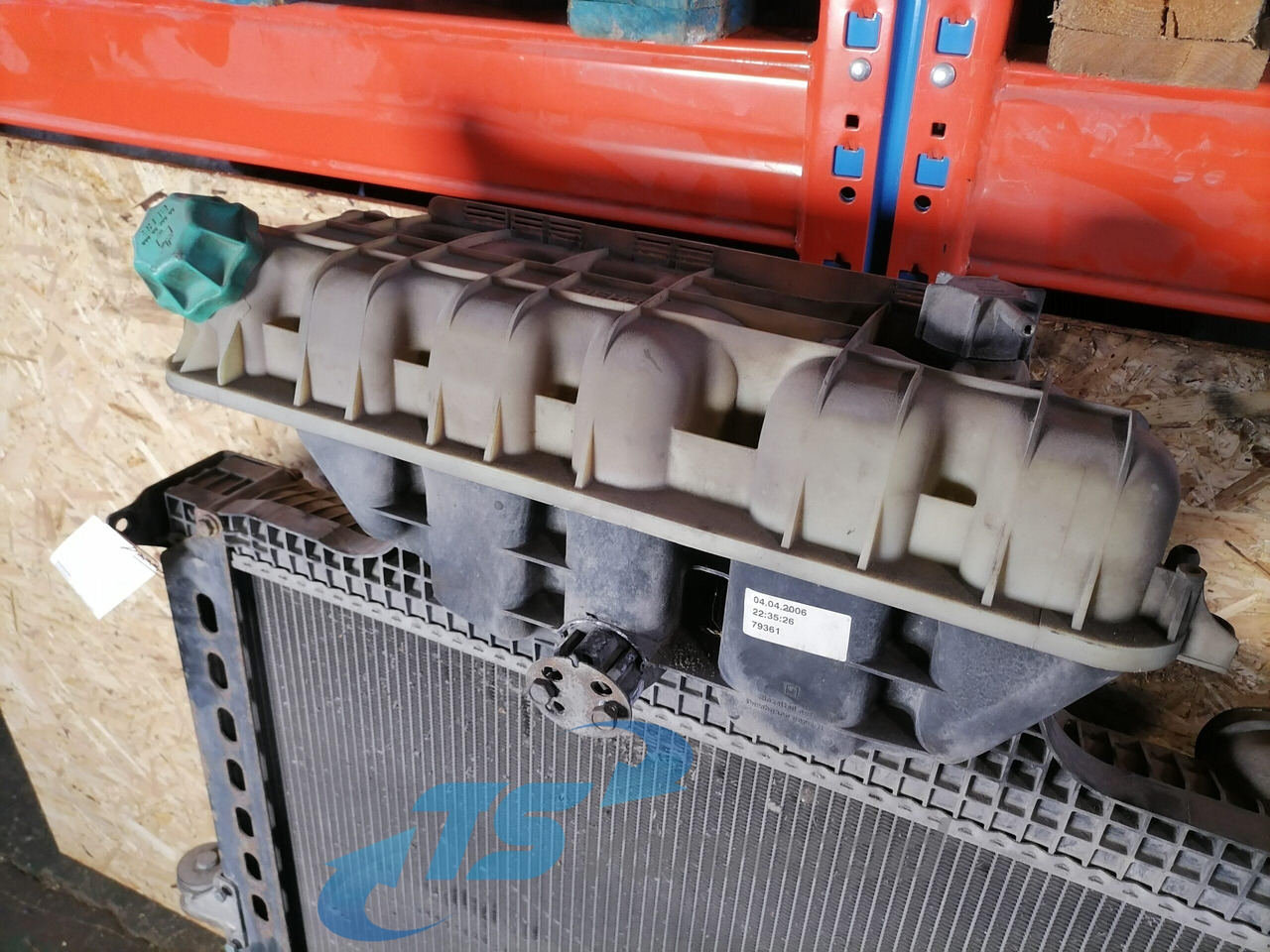 MAN Cooling radiator 81061016477 - Radiaator - Veoauto: pilt 5 MAN Cooling radiator 81061016477 - Radiaator - Veoauto: pilt 5