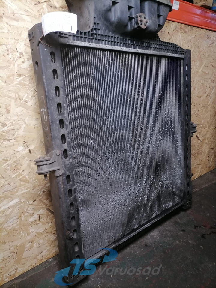 MAN Cooling radiator 81061016477 - Radiaator - Veoauto: pilt 3 MAN Cooling radiator 81061016477 - Radiaator - Veoauto: pilt 3