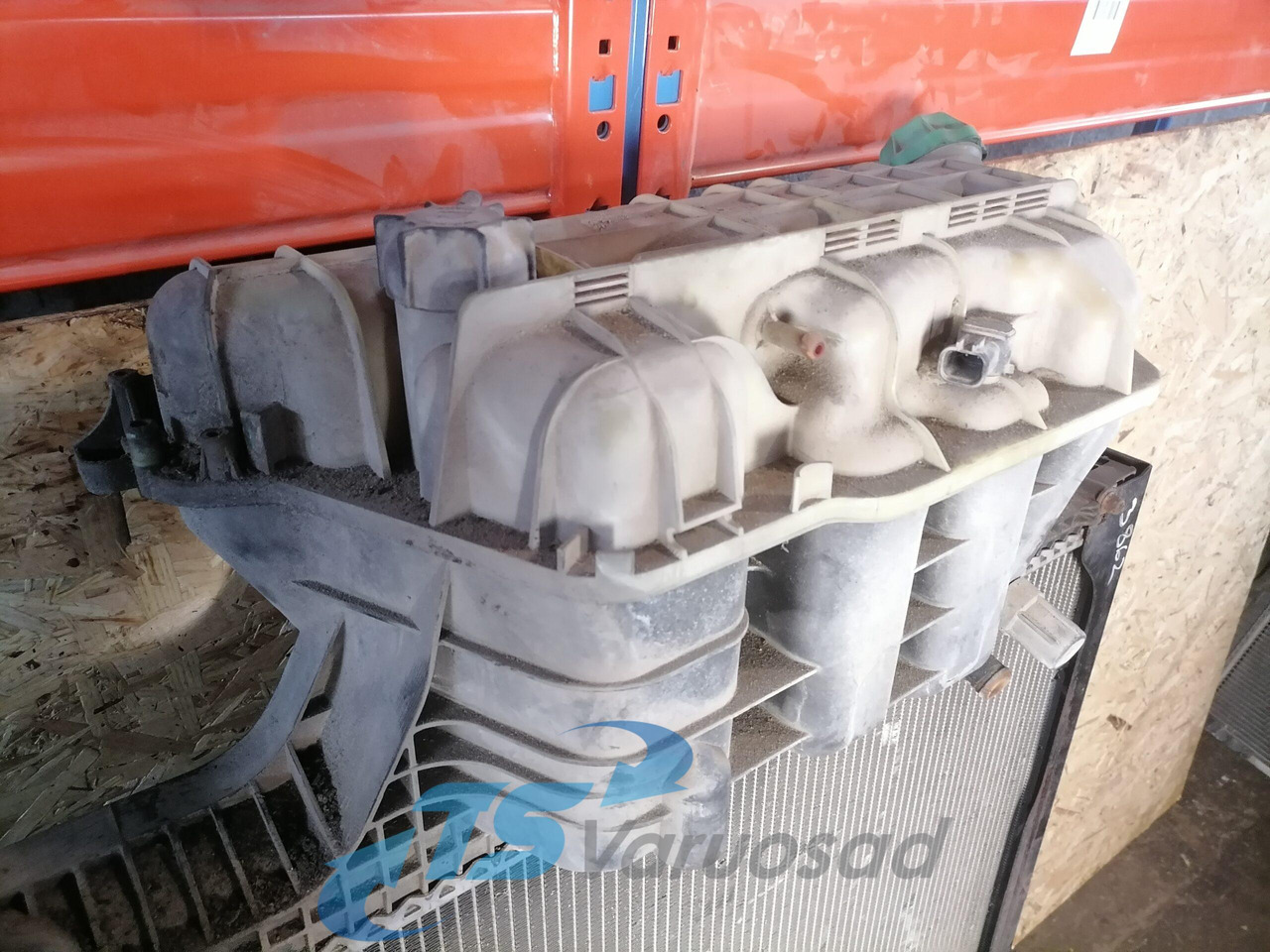 MAN Cooling radiator 81061016512 - Radiaator - Veoauto: pilt 4 MAN Cooling radiator 81061016512 - Radiaator - Veoauto: pilt 4