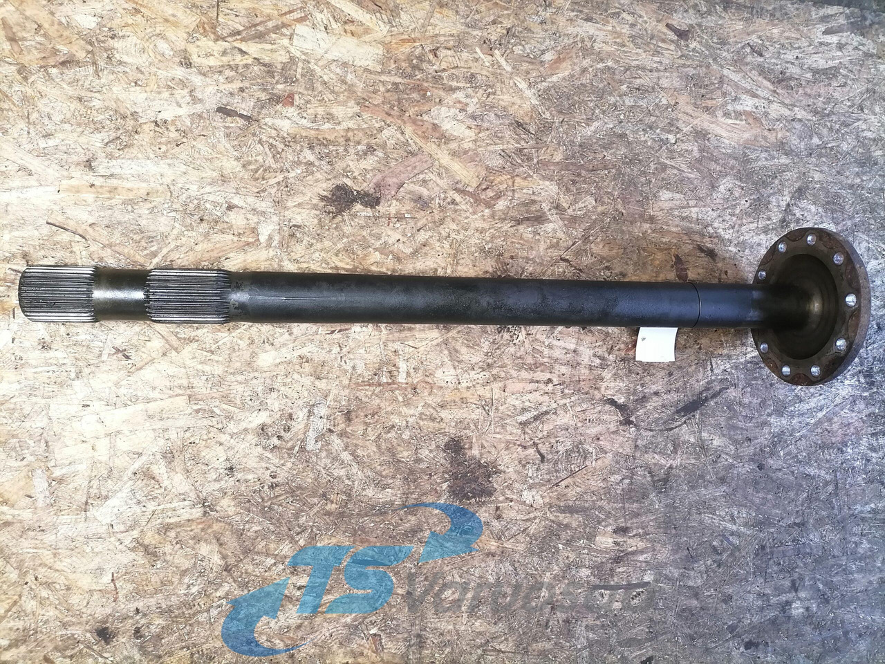 MAN Drive shaft 81355020147 - Veovõll - Veoauto: pilt 2 MAN Drive shaft 81355020147 - Veovõll - Veoauto: pilt 2
