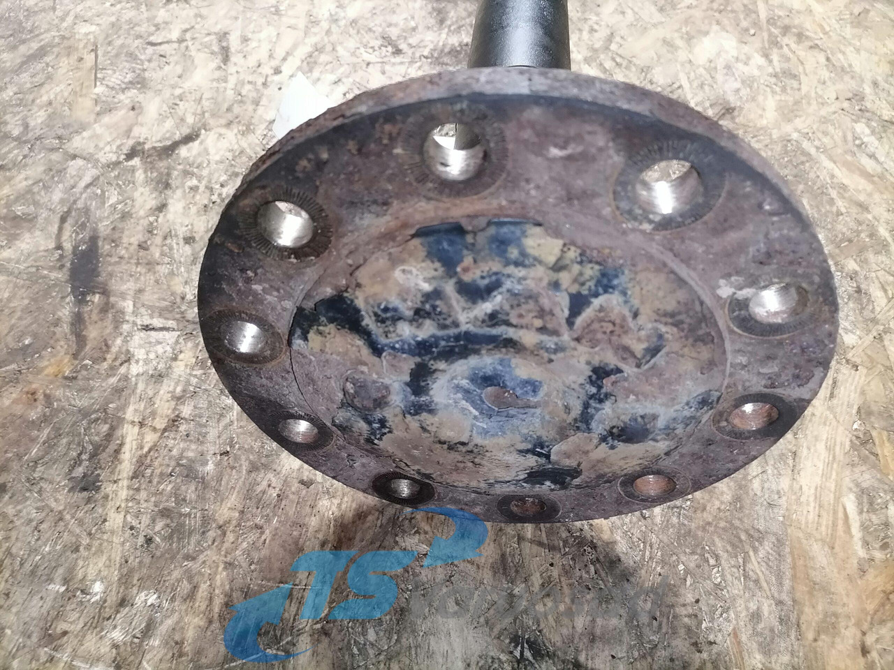 MAN Drive shaft 81355020147 - Veovõll - Veoauto: pilt 4 MAN Drive shaft 81355020147 - Veovõll - Veoauto: pilt 4