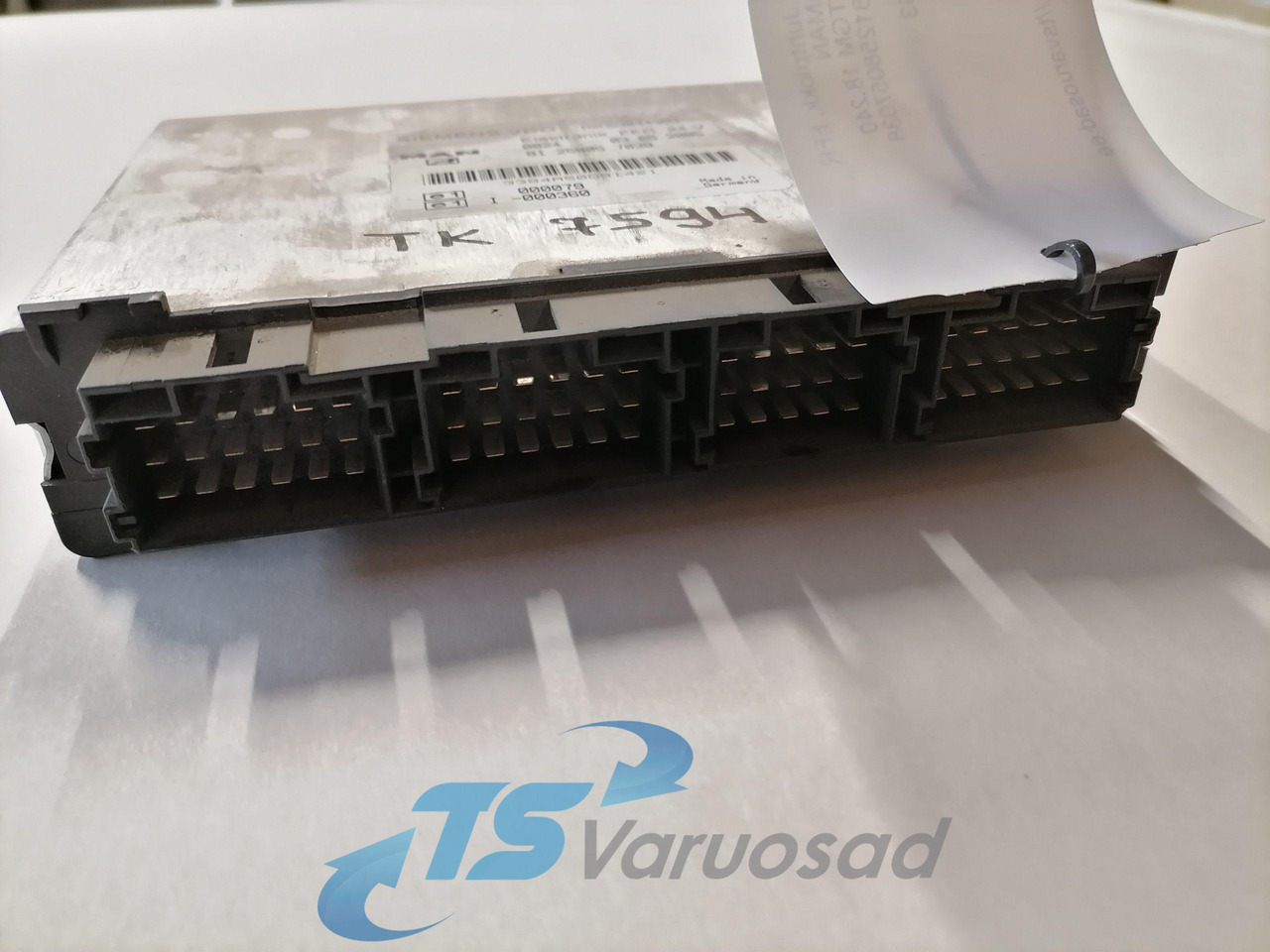 MAN Ecu, FFR 81258057038 - Mootori juhtimisseade - Veoauto: pilt 2 MAN Ecu, FFR 81258057038 - Mootori juhtimisseade - Veoauto: pilt 2