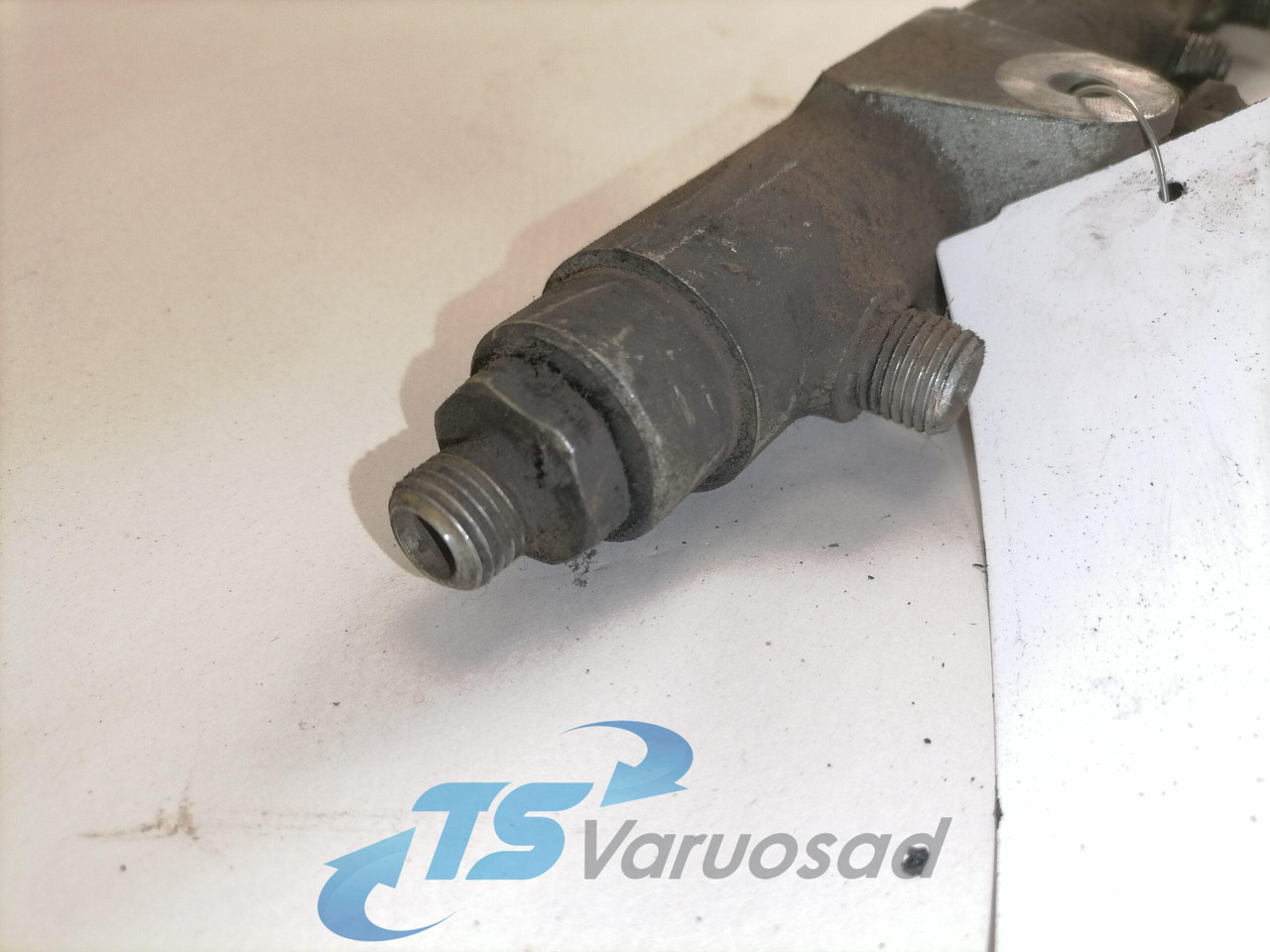 MAN Fuel collector 51103116058 - Kütusesüsteem - Veoauto: pilt 3 MAN Fuel collector 51103116058 - Kütusesüsteem - Veoauto: pilt 3