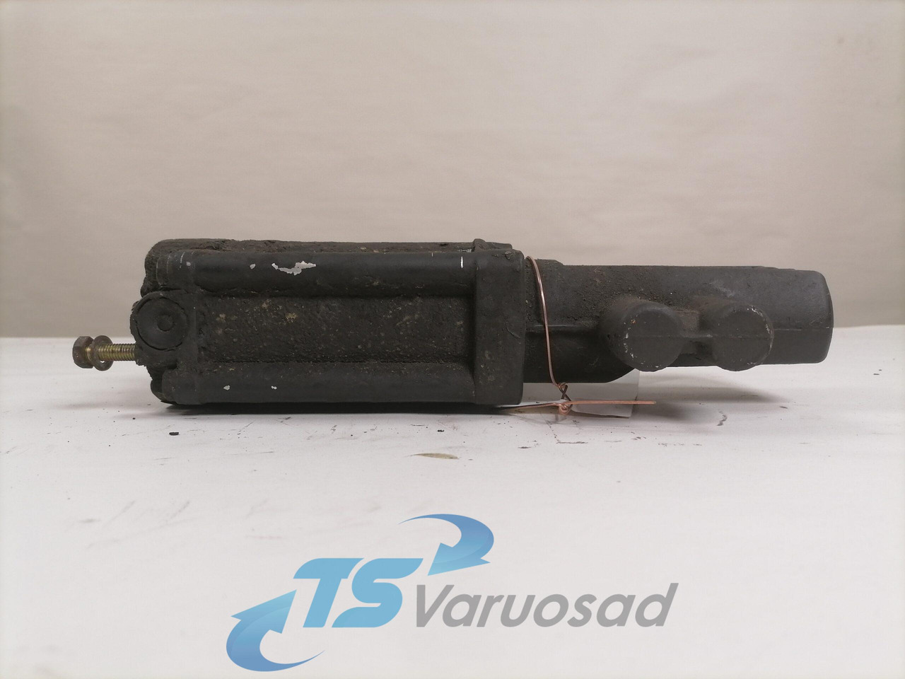 MAN Gear control 81326906027 - Käigukast ja varuosad - Veoauto: pilt 4 MAN Gear control 81326906027 - Käigukast ja varuosad - Veoauto: pilt 4