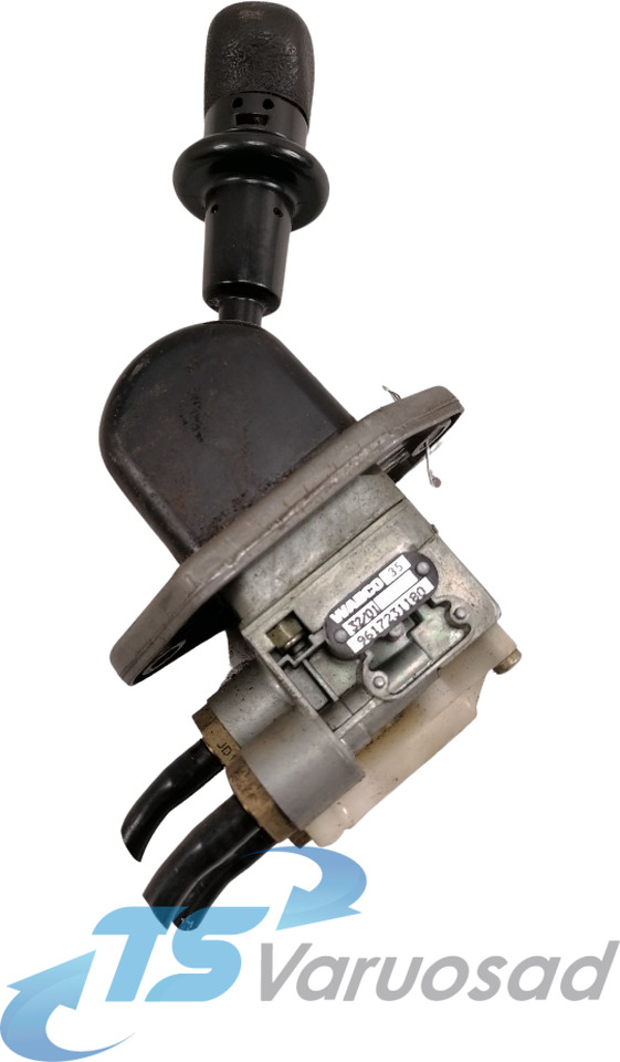 MAN Handbrake control lever 9617231180 - Universaalosa - Veoauto: pilt 1 MAN Handbrake control lever 9617231180 - Universaalosa - Veoauto: pilt 1