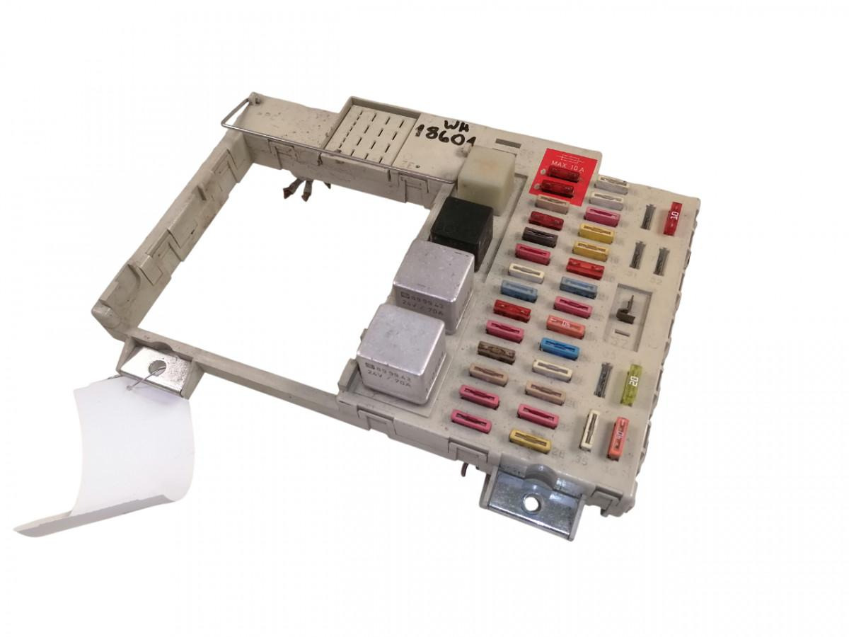 MAN Kaitsmepaneel 81254446074 - Kaitse - Veoauto: pilt 1 MAN Kaitsmepaneel 81254446074 - Kaitse - Veoauto: pilt 1