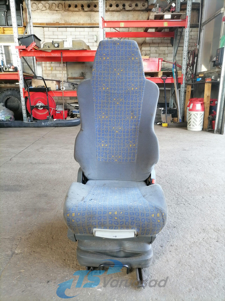 MAN Passenger seat 81623016942 - Iste - Veoauto: pilt 2 MAN Passenger seat 81623016942 - Iste - Veoauto: pilt 2