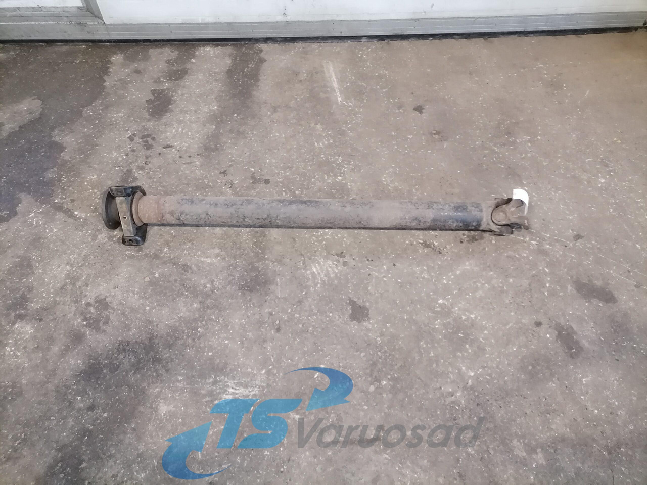 MAN Propeller shaft 81393836168 - Kardaan - Veoauto: pilt 1 MAN Propeller shaft 81393836168 - Kardaan - Veoauto: pilt 1