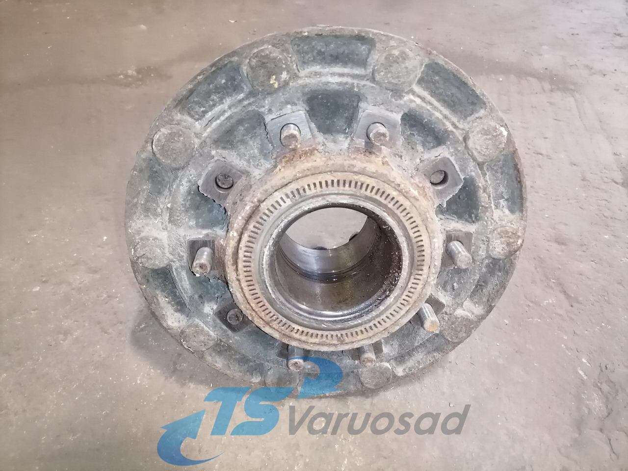 MAN Rear axel hub 81357010155 - Rumm - Veoauto: pilt 2 MAN Rear axel hub 81357010155 - Rumm - Veoauto: pilt 2