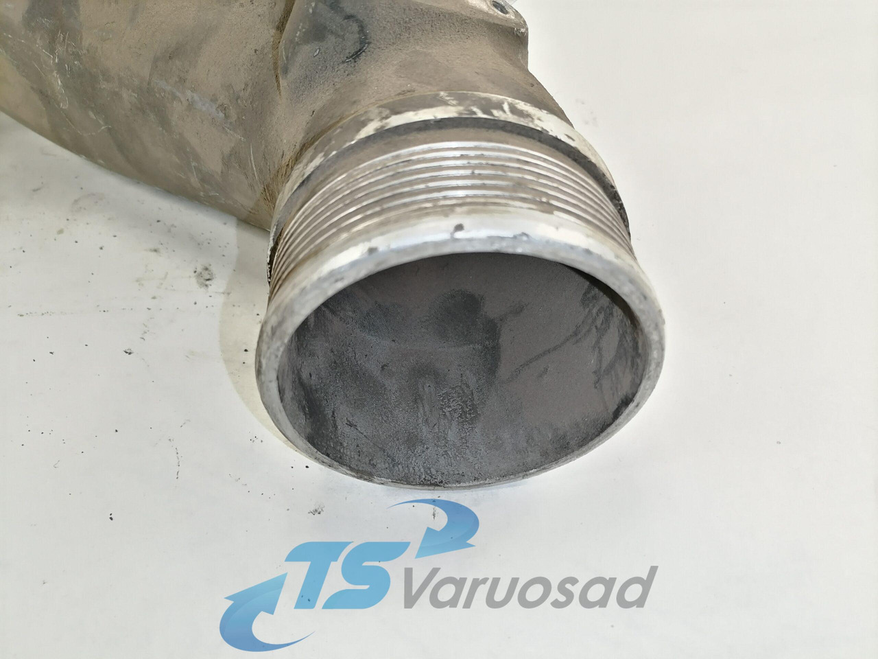 MAN intercooler pipe 51094113633 - Sisejahutus - Veoauto: pilt 3 MAN intercooler pipe 51094113633 - Sisejahutus - Veoauto: pilt 3