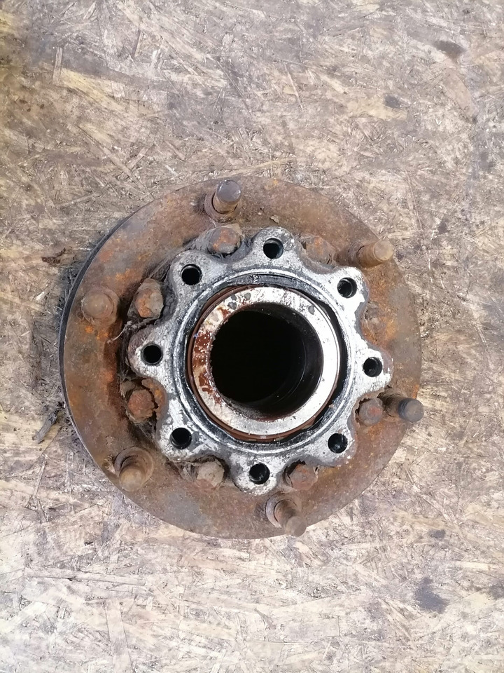 MB Atego truck with wheel hub A9703560301 - Universaalosa - Veoauto: pilt 4 MB Atego truck with wheel hub A9703560301 - Universaalosa - Veoauto: pilt 4