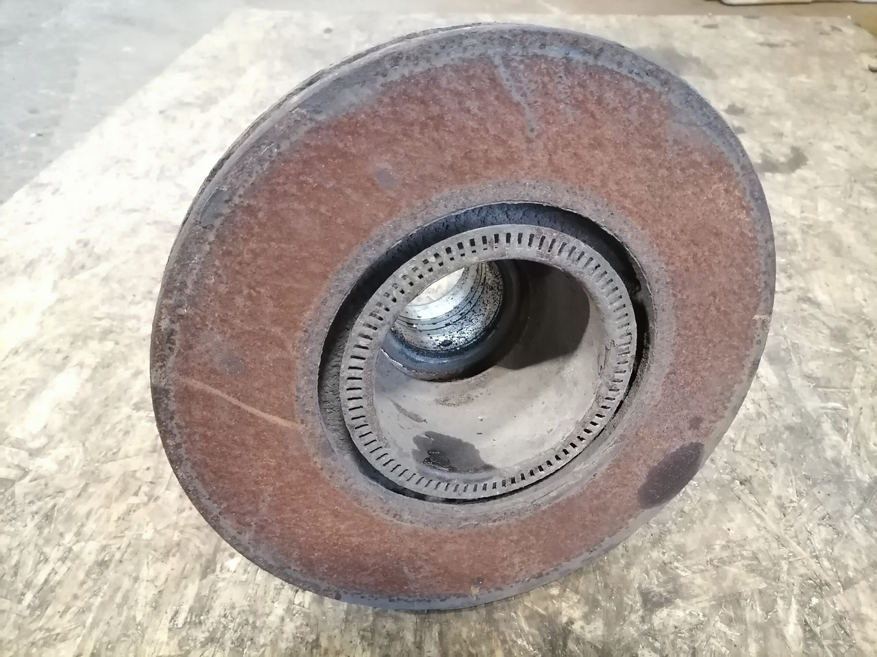 MB Atego truck with wheel hub A9703560301 - Universaalosa - Veoauto: pilt 3 MB Atego truck with wheel hub A9703560301 - Universaalosa - Veoauto: pilt 3